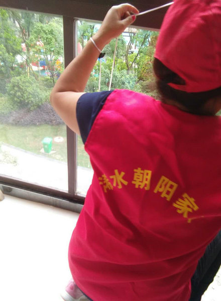 新房打扫中